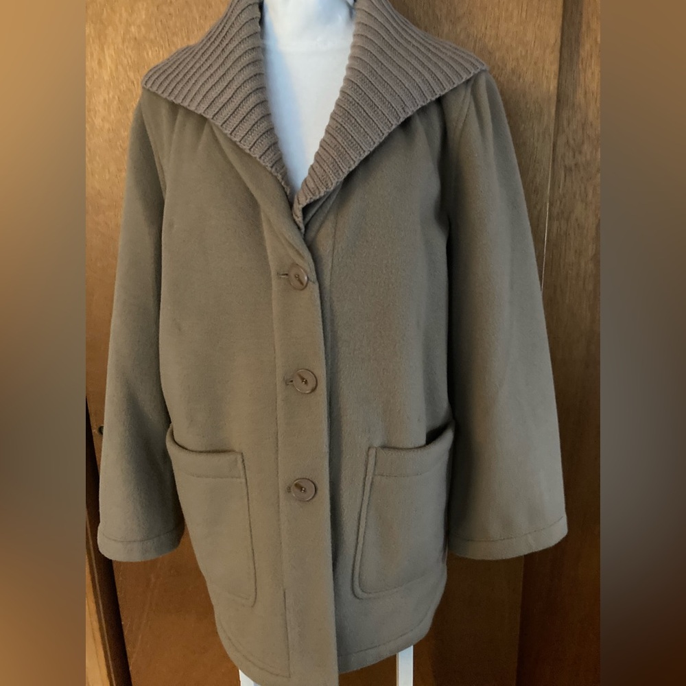 Splendid Tan Coat with Removable Hooded Ribbed Collar